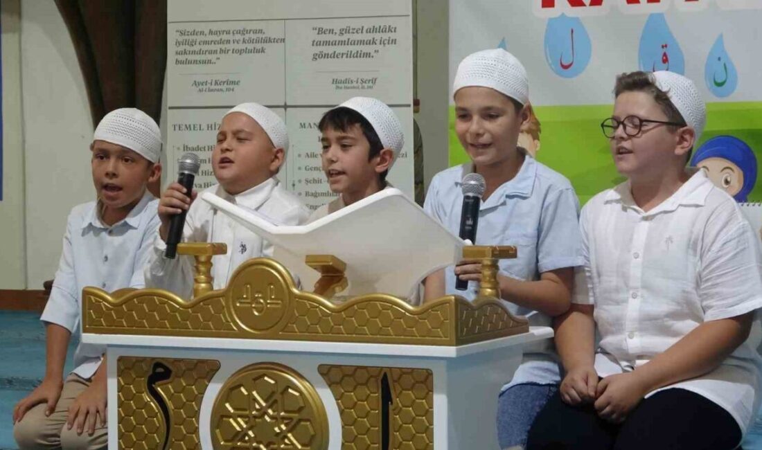 Kütahya İl Müftülüğü, Ulu Camii’de 'Yaz Kur’an Kursları Kapanış Programı'