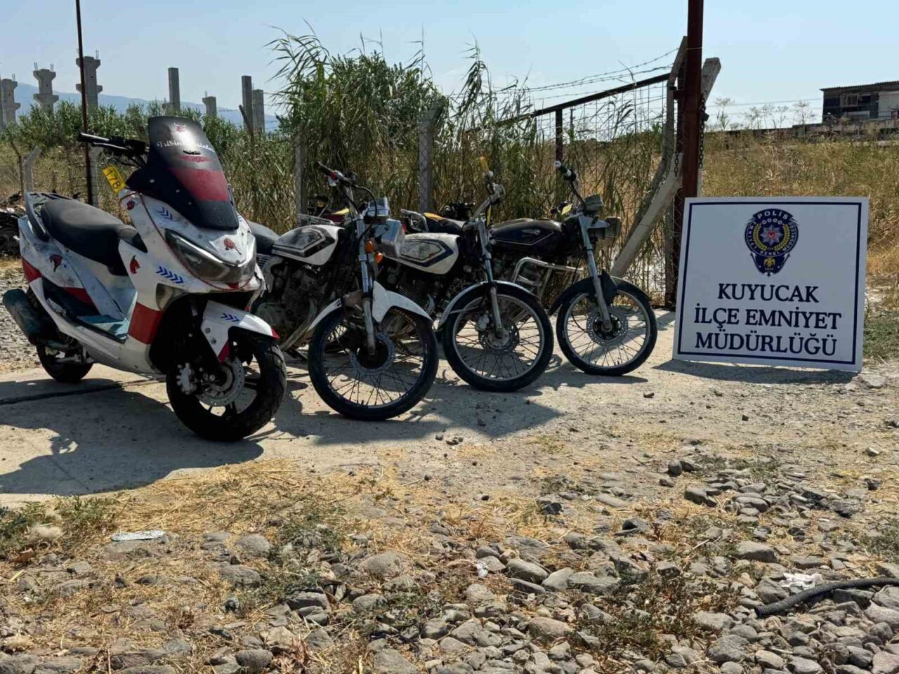 Aydın'ın Kuyucak ilçesinde motosiklet hırsızlığına karışan 5 kişi yakalandı ve