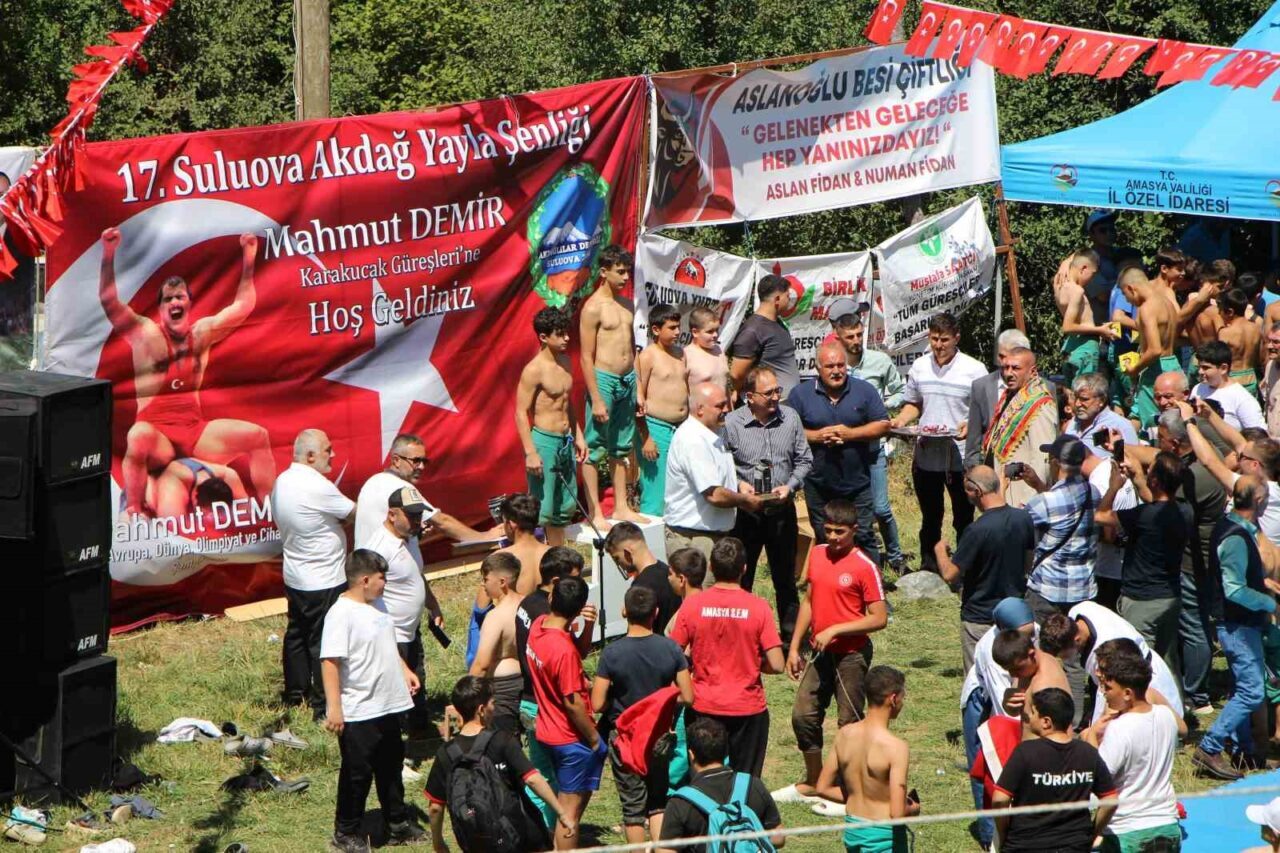 Türkiye Geleneksel Güreşler Federasyonu, Mahmut Demir'in anısını yaşatmak için Amasya'da