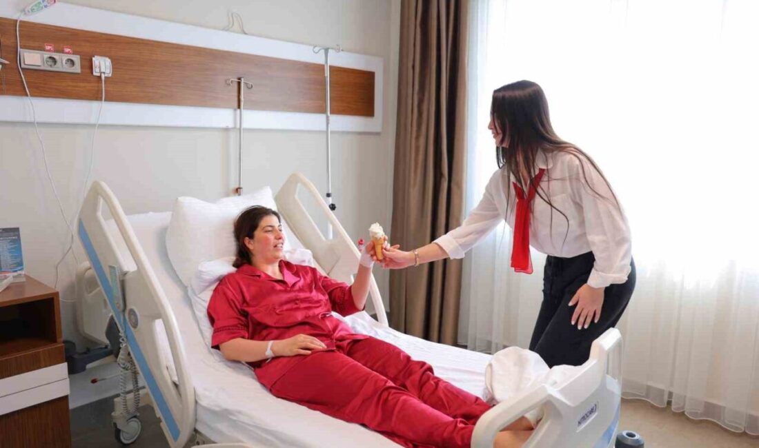 Makedonya'dan Türkiye'ye gelen Djeljan Salıova, ayağındaki güçsüzlük şikayeti için Kahramanmaraş'taki