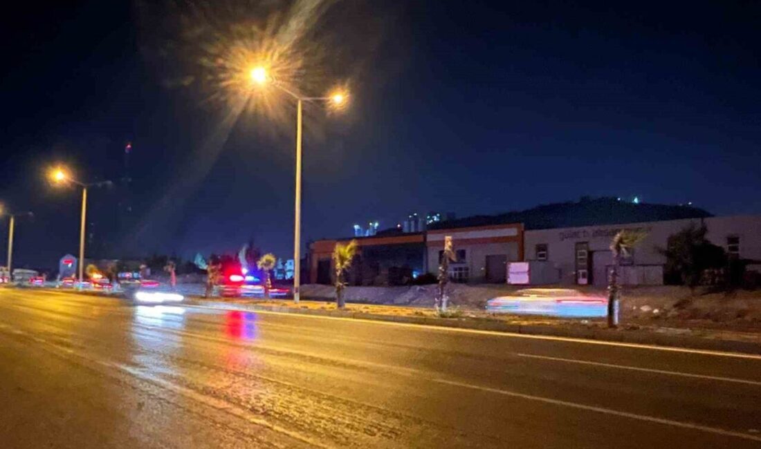 Kahramanmaraş'ta bir otomobilin çarpması sonucu Hürü Karaca hayatını kaybederken, kızı