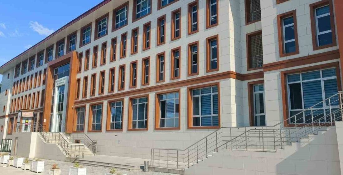 Marmara Adası açıklarında parçalanmış bir yatın sahibi Halit Yukay'ı bulma