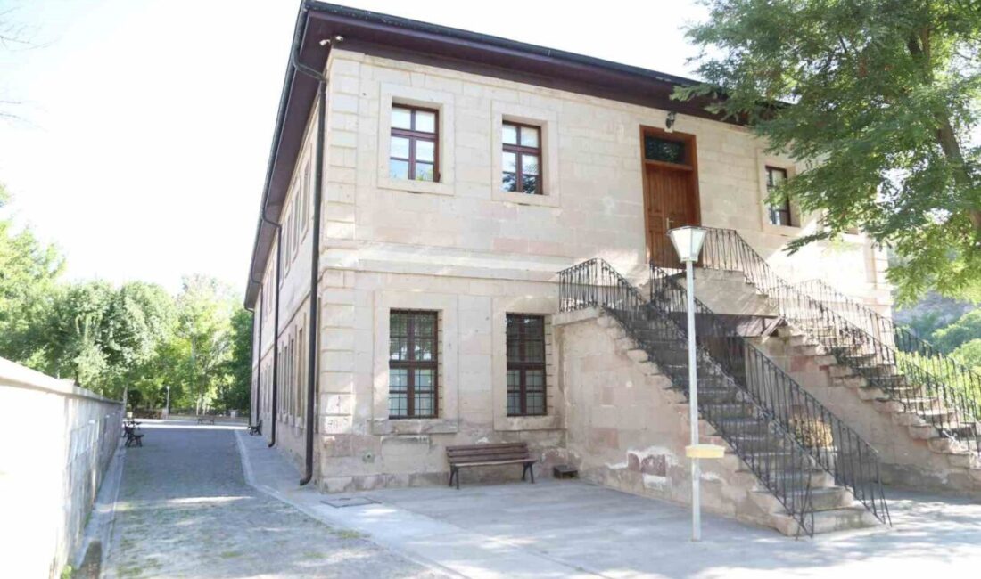 Melikgazi Belediyesi, 15-17 Ağustos tarihlerinde Tarihi Gesi İlkokulu Kamp Merkezi'nde