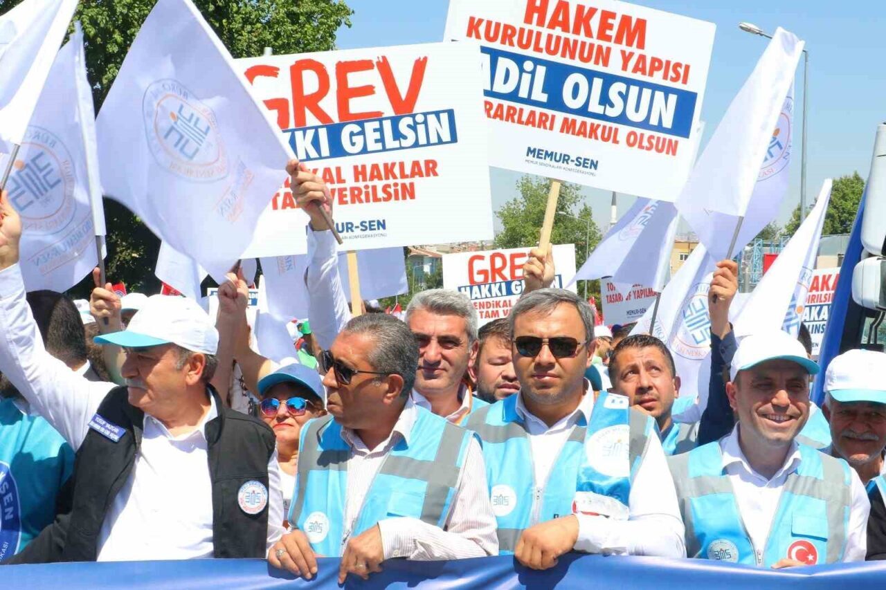 Memur-Sen, 8. Dönem Toplu Sözleşmesi görüşmeleri çerçevesinde Çalışma ve Sosyal