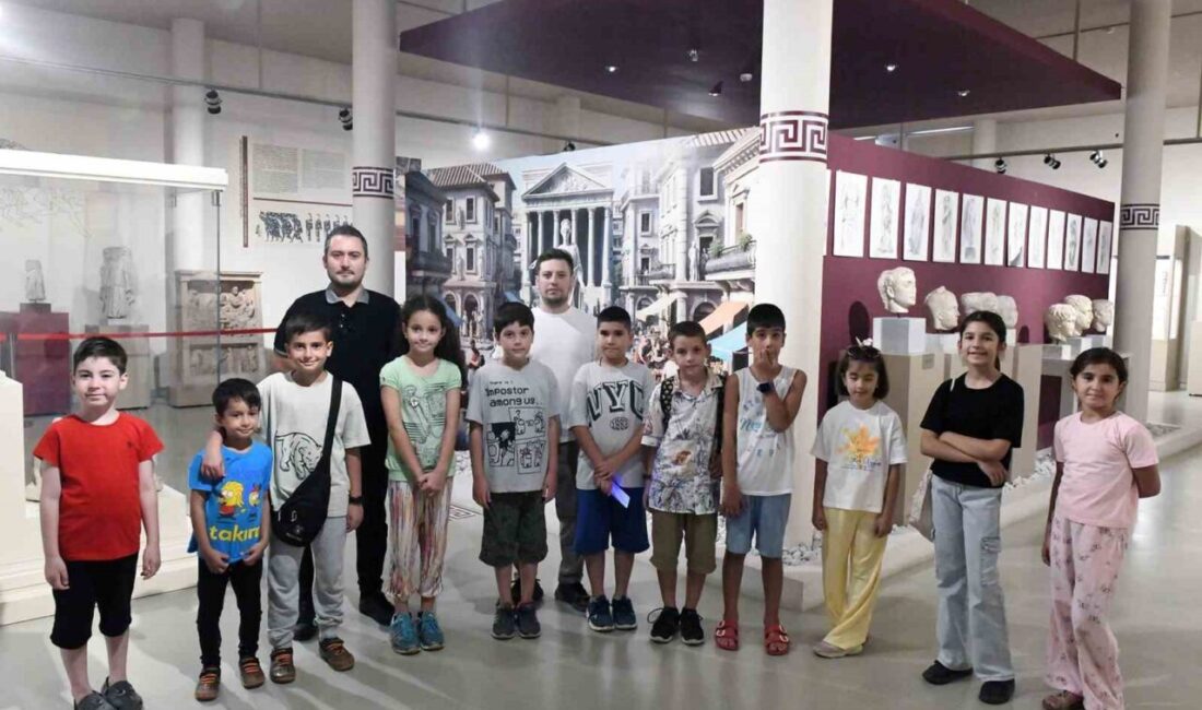Osmangazi Belediyesi, "Minik Arkeologlar İş Başında" projesiyle 7-11 yaş arasındaki