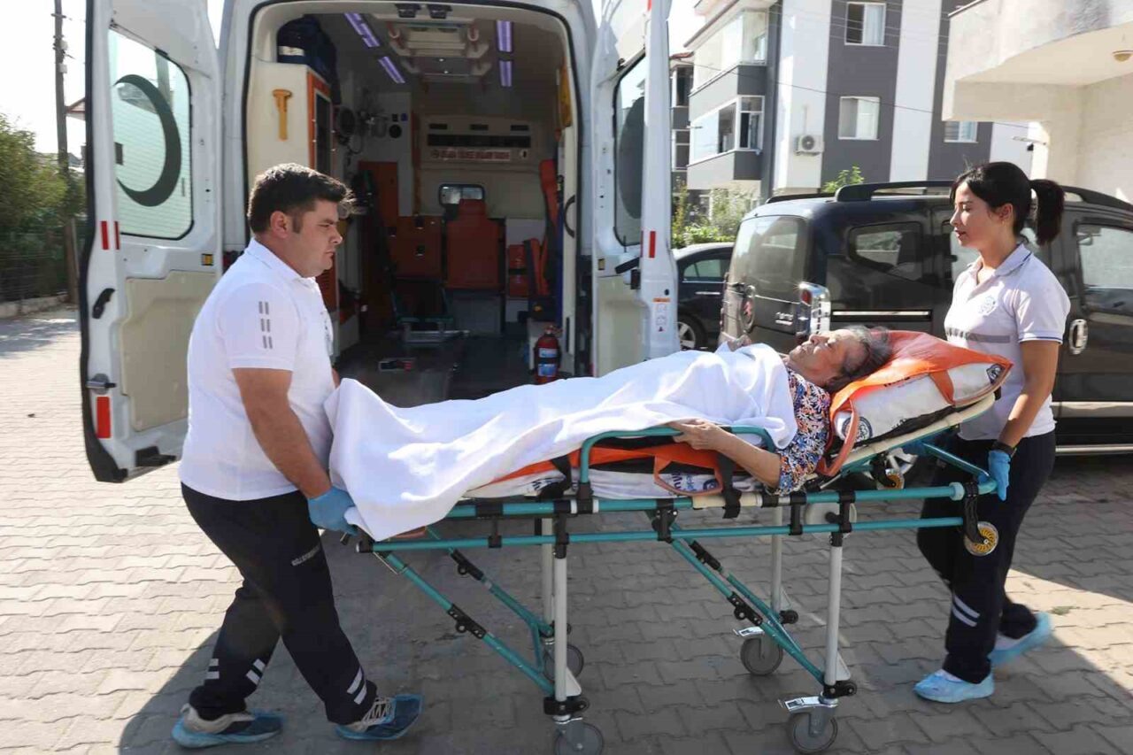 Muğla Büyükşehir Belediyesi, Ula ilçesinde yaşayan Aysun Gülhan gibi yatağa