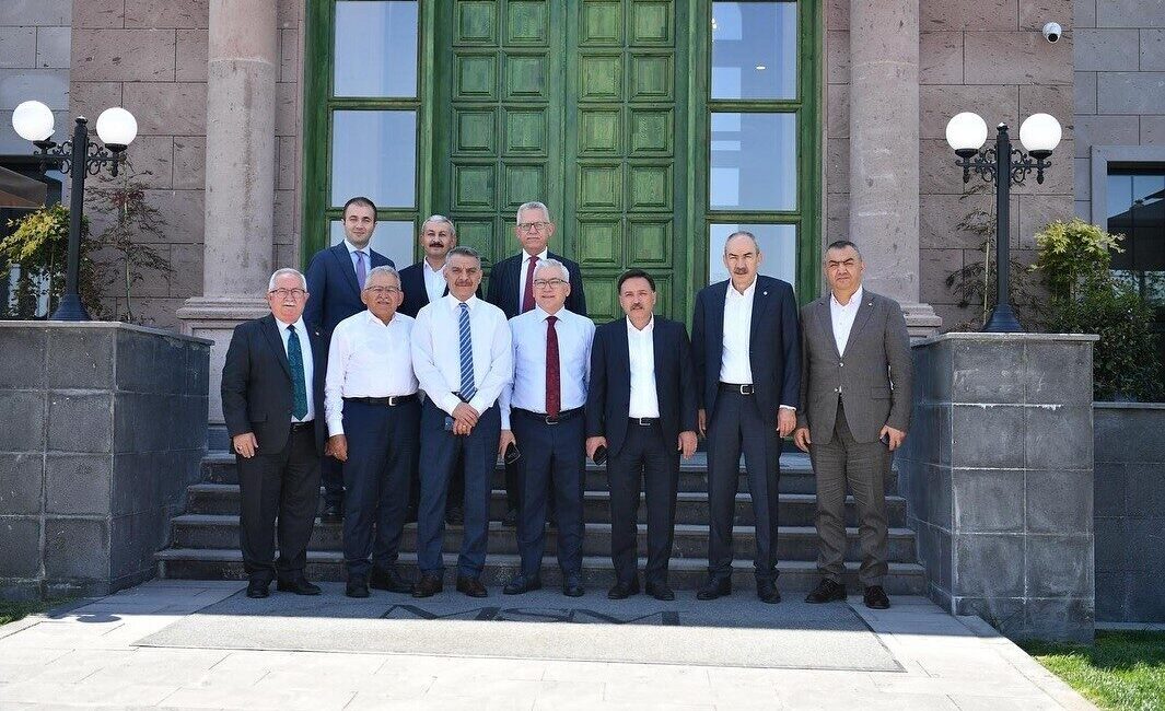 Kayseri Büyükşehir Belediye Başkanı Dr. Memduh Büyükkılıç, Vali Gökmen Çiçek
