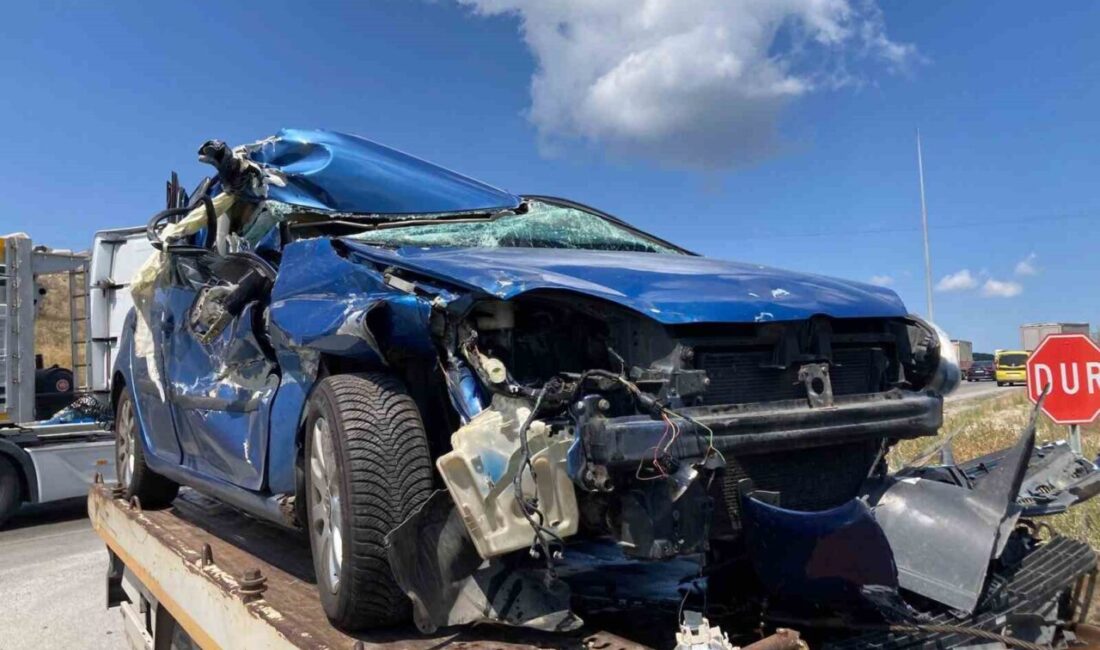 Samsun'un Kavak ilçesinde meydana gelen trafik kazasında A.K.A. yönetimindeki otomobil,