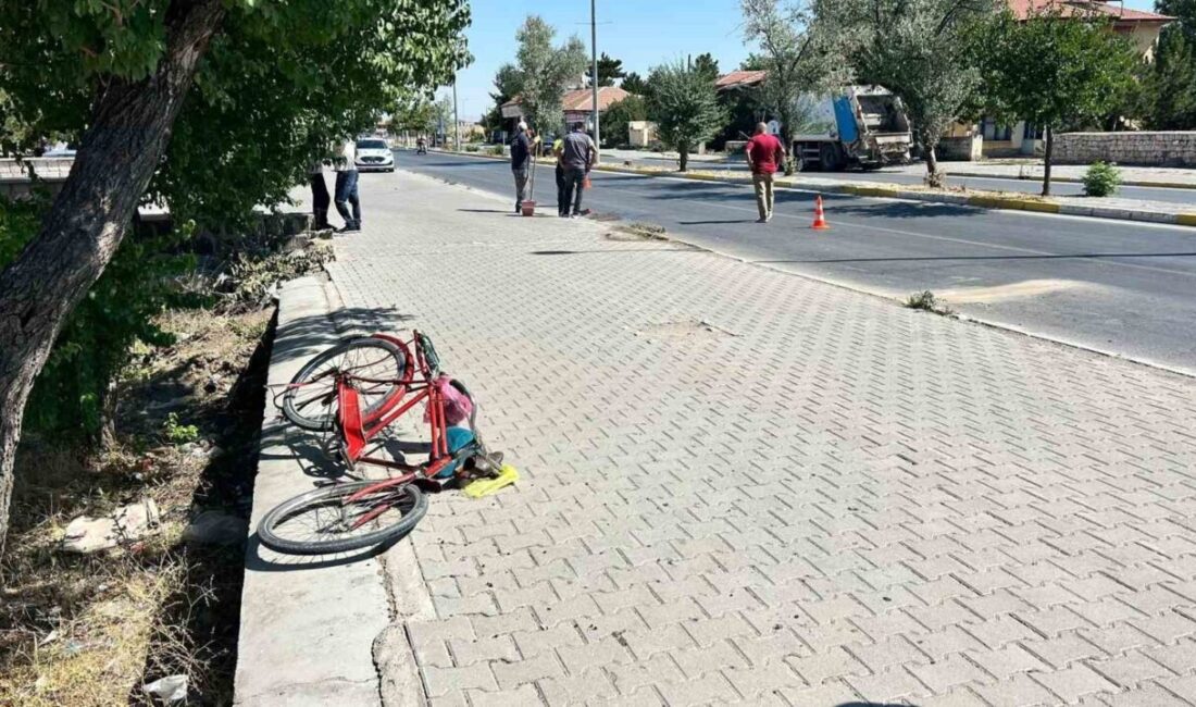 Kayseri'nin Tomarza ilçesinde M.K., bir otomobilin çarpması sonucu ağır yaralandı.