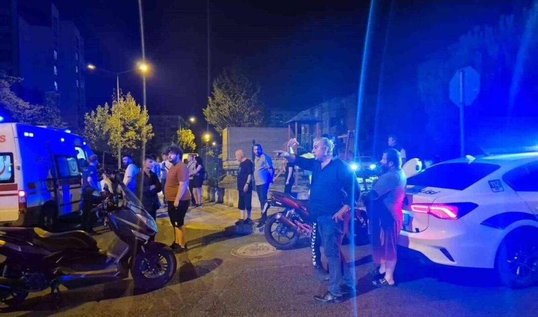 Tekirdağ'ın Kapaklı ilçesinde İsmetpaşa Mahallesi'nde bir otomobil ile motosikletin çarpışması