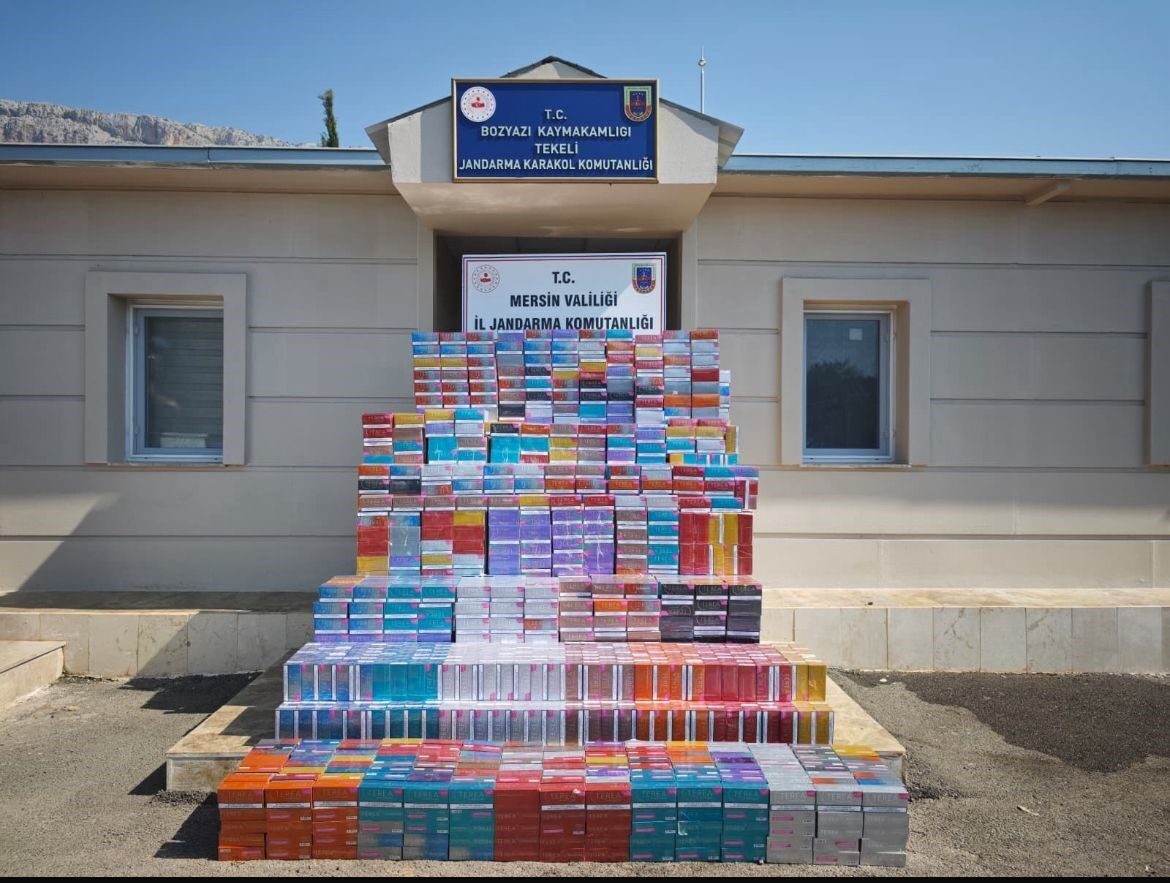 Mersin'in Bozyazı ilçesinde jandarma, C.Ü. isimli şüphelinin aracında 7,5 milyon