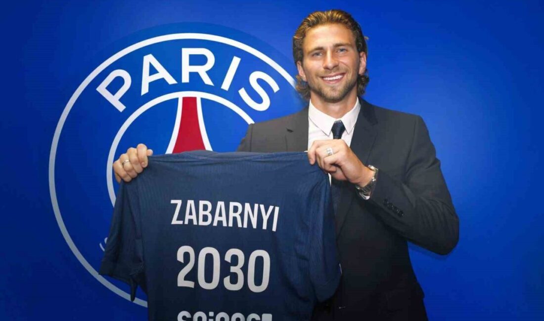 Paris Saint-Germain, 22 yaşındaki Ukraynalı stoper Ilya Zabarnyi ile 5