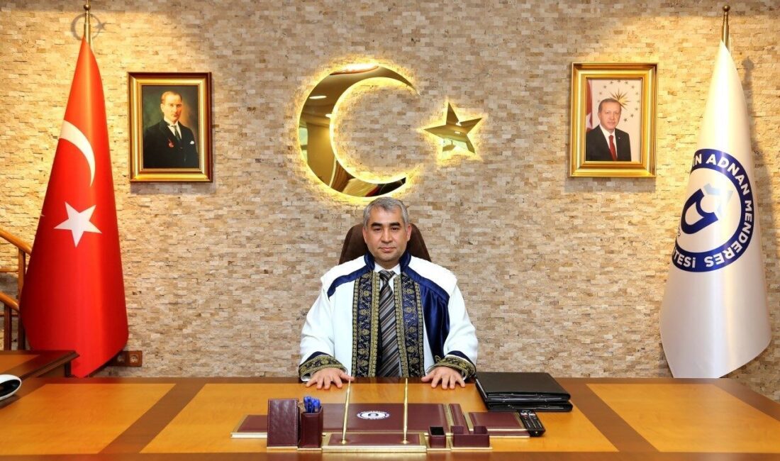 Aydın Adnan Menderes Üniversitesi (ADÜ) Rektörü Prof. Dr. Bülent Kent,
