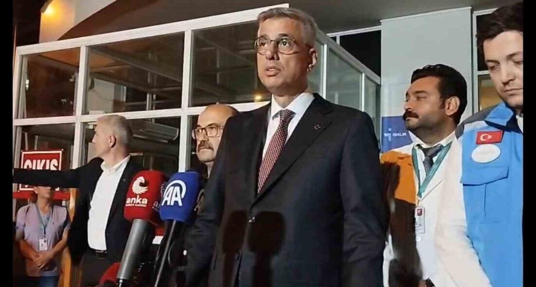 Sağlık Bakanı Kemal Memişoğlu, Balıkesir’deki 6.1 büyüklüğündeki depremin ardından yaralıları