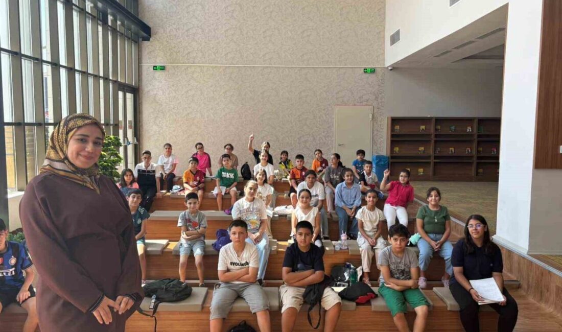 Gaziantep Şahinbey Belediyesi, Millet Kütüphanesi’nde kurduğu İngilizce Kulübü ile çocuklar