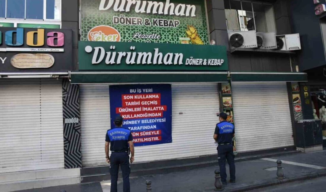 Gaziantep'in Şahinbey ilçesinde zabıta ekipleri, Dürümhan adlı işletmede tarihi geçmiş