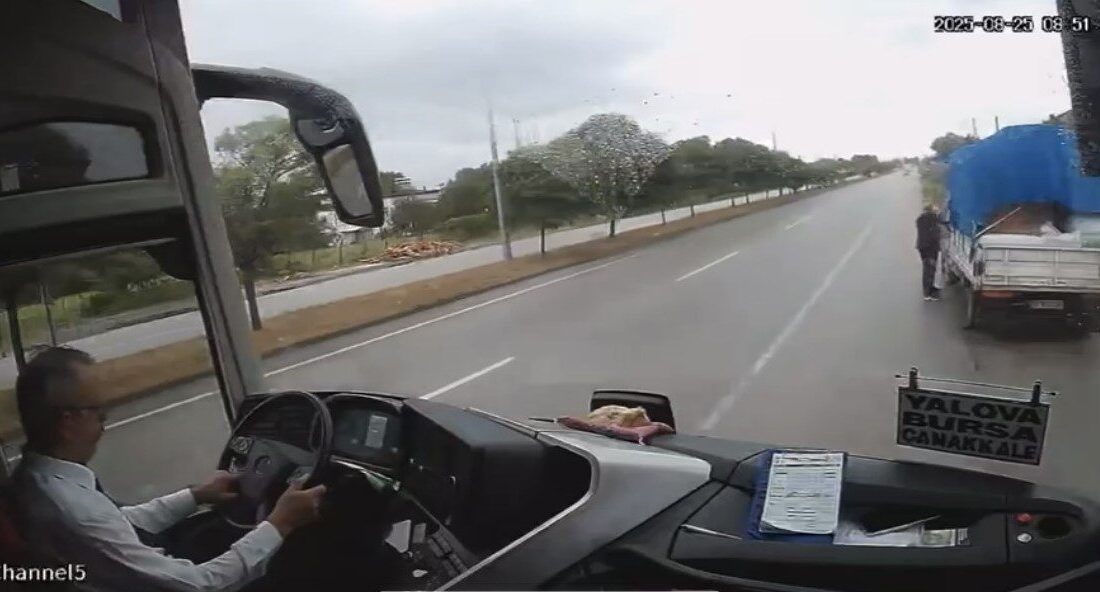 Samsun’un Terme ilçesinde yolcu otobüsünün kamyonete çarpması sonucu Aydın Yiğit