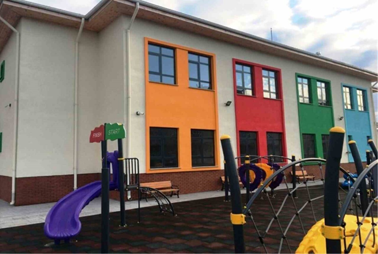 Samsun'da Milli Eğitim Bakanlığı'nın 41 okul projesinden 23'ü tamamlandı, 12'sinin
