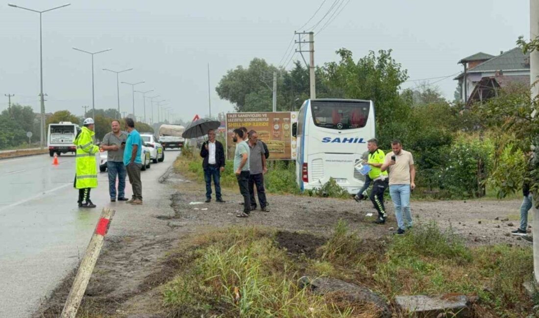 Samsun'un Terme ilçesinde, Hakan Mustafa O. yönetimindeki yolcu otobüsü, branda