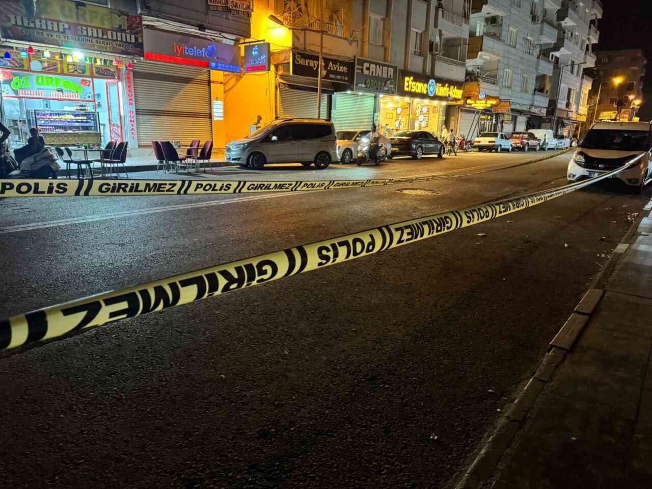 Şanlıurfa'nın Birecik ilçesinde, Meydan Mahallesi'nde meydana gelen kavgada D.A., M.A.'ya