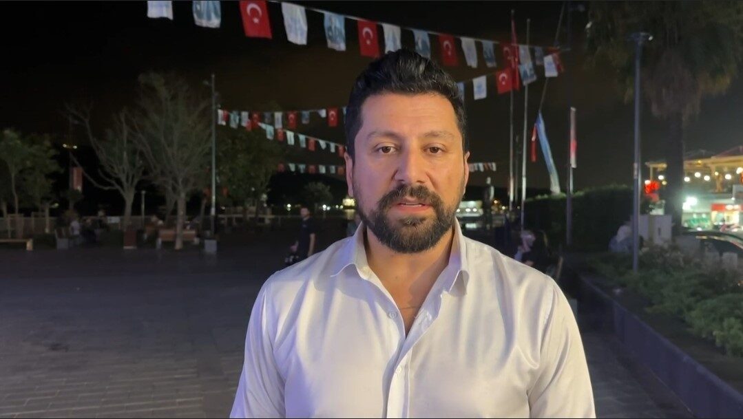 Sarıyer’deki Cumhuriyet Meydanı'ndaki aydınlatma sorunları, vatandaşların tepkisine neden oldu. Muhtar
