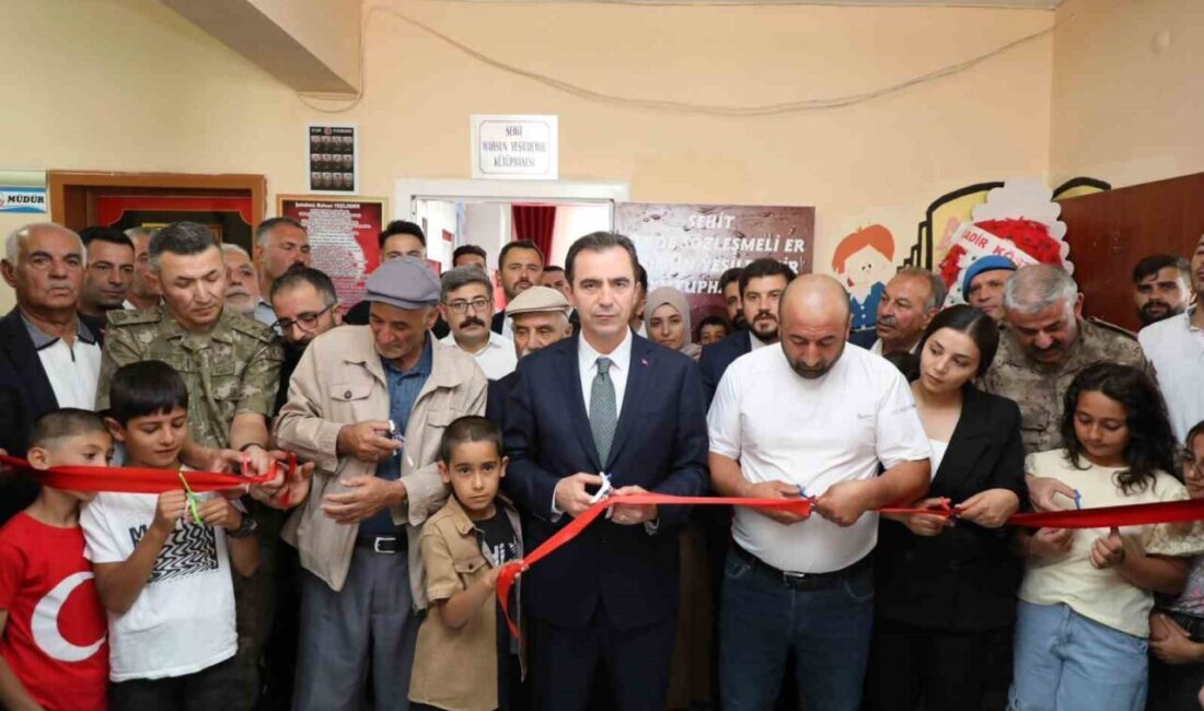 Bitlis'te şehit Piyade Sözleşmeli Er Mahsun Yeşildemir'in anısına Karaşeyh köyünde
