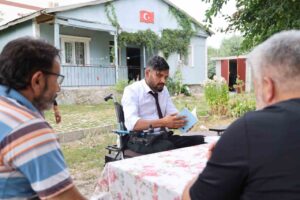 Sivas’taki Oğuzhan Yabancı, 2009'da geçirdiği kaza sonrası yoğun bakımda 37
