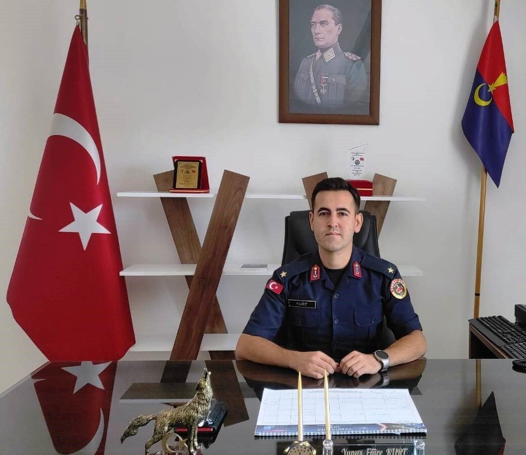 Selendi İlçe Jandarma Komutanlığı'na Teğmen Yunus Emre Kurt atandı. Göreve