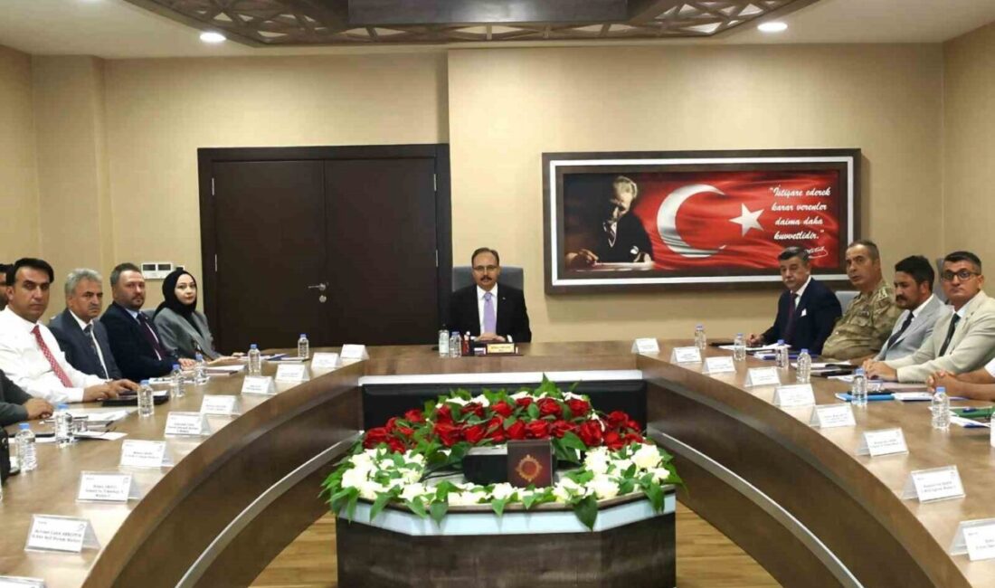 Siirt’te, Vali Dr. Kemal Kızılkaya başkanlığında düzenlenen Ailenin Korunması ve