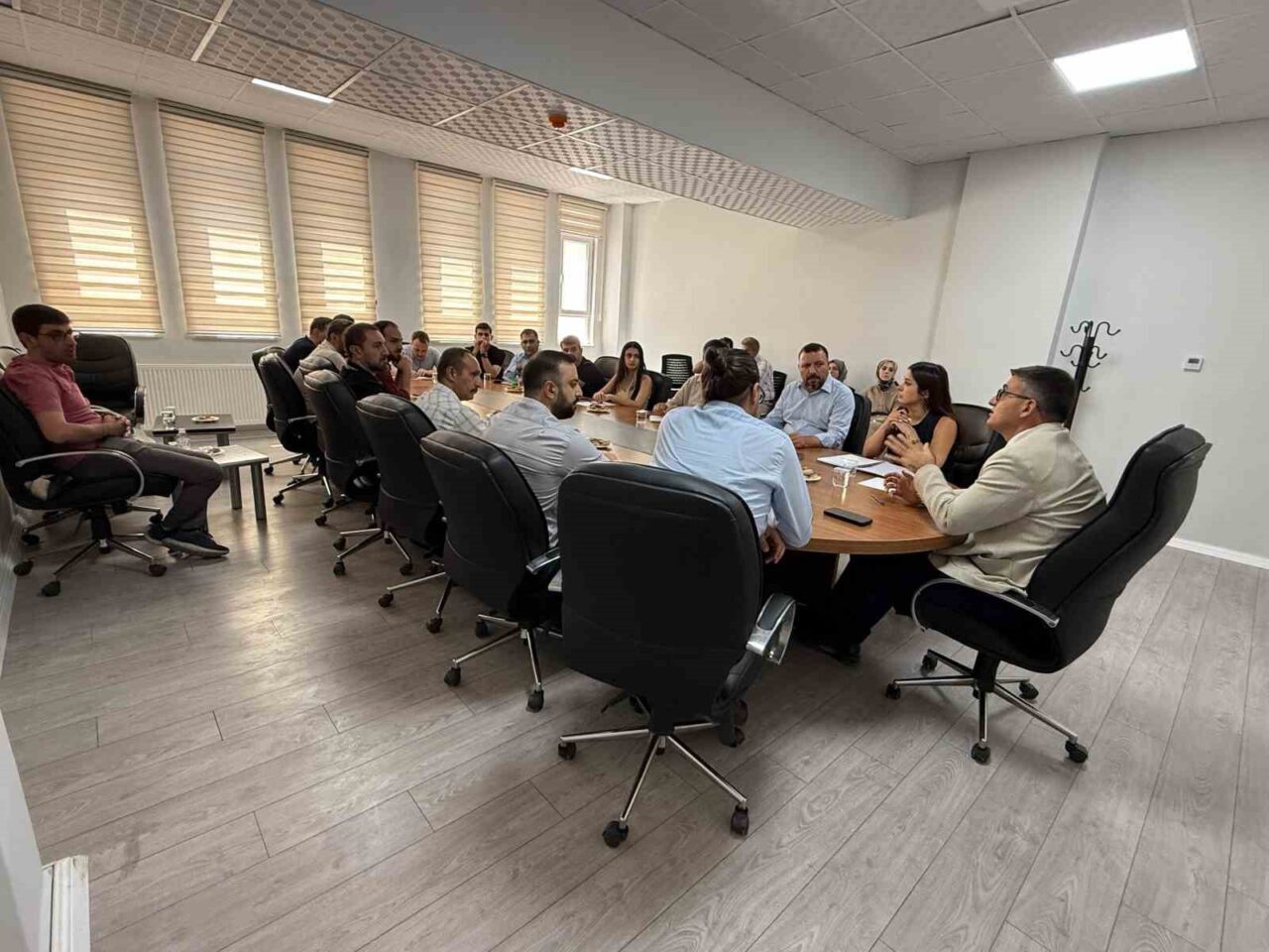 Siirt'te gerçekleştirilen "Sağlık Yönetimi Zirvesi"nde, sağlık hizmetlerinde kaliteyi artırmak için