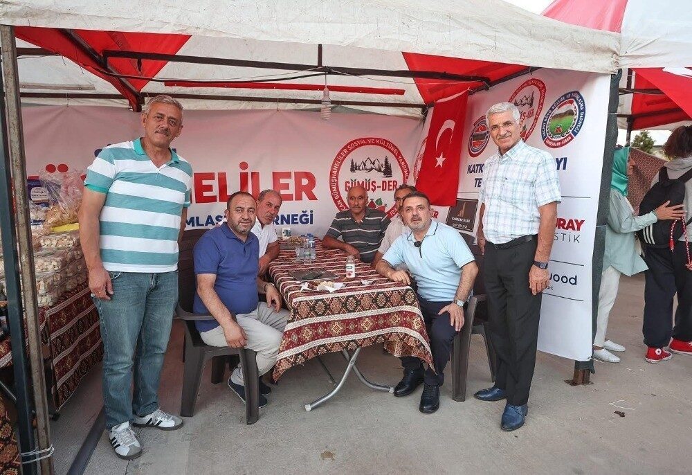 Sincan Belediyesi'nin düzenlediği 'Yaz Festivali' büyük ilgi görüyor. Sincan Park'ta