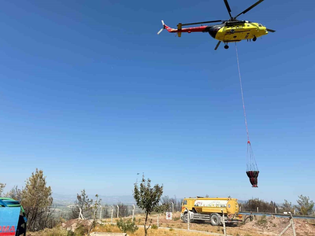 Manisa'nın Soma ilçesinde dün başlayan orman yangınına müdahale sürüyor. Turgutalp