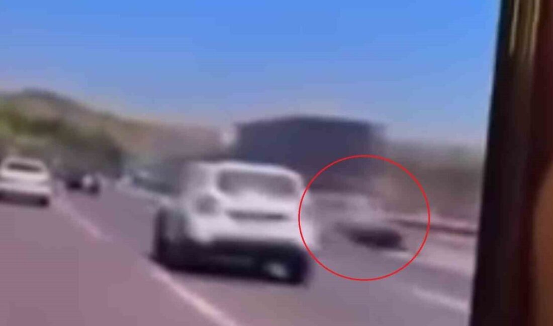 Kocaeli'de motosikletiyle kamyona çarparak yaşamını yitiren sosyal medya fenomeni Deniz