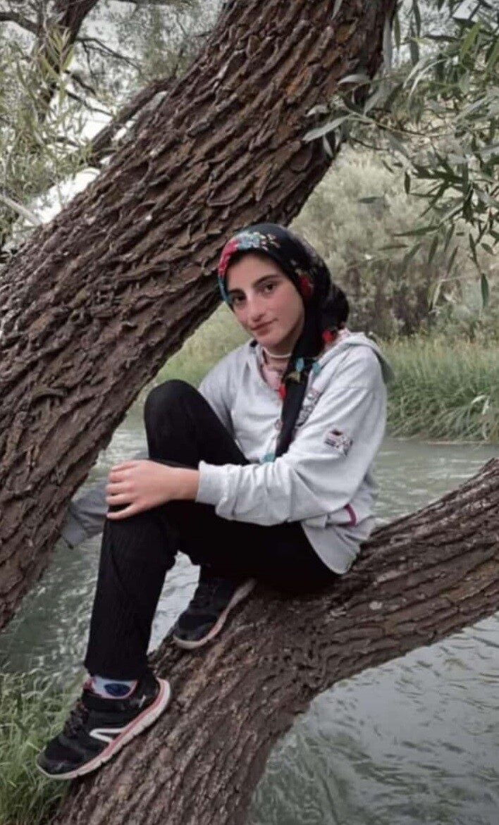 Erzurum'un Tekman ilçesinde ailesiyle piknik yaparken suya düşen Aylin Sarıkan