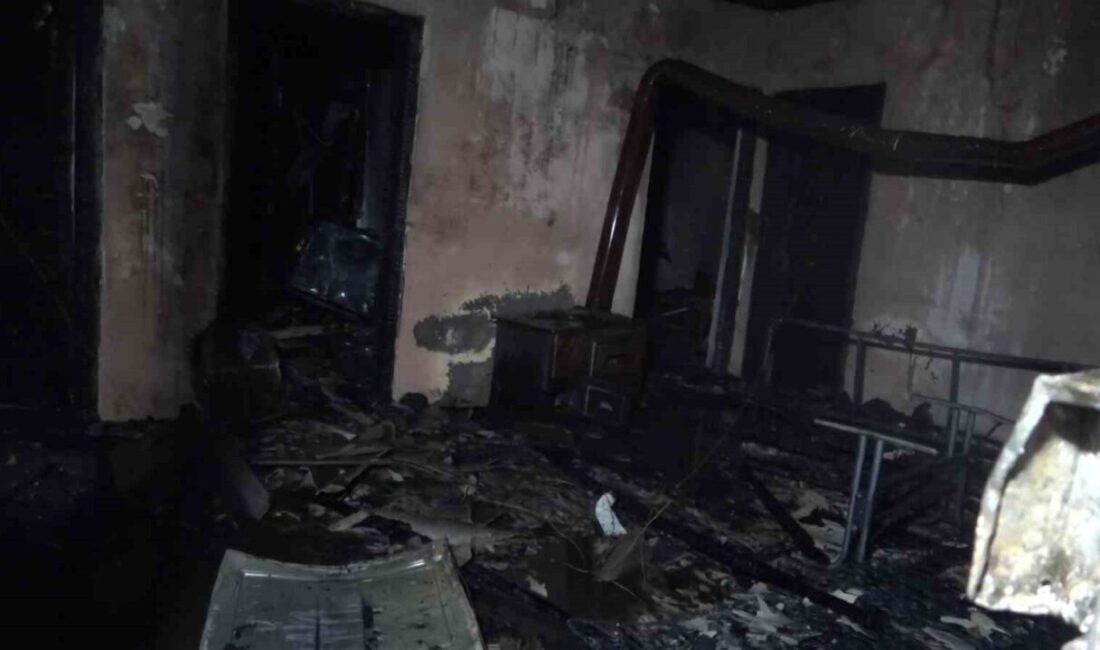 Antalya'nın Kepez ilçesinde, Kezban Cerit'in müstakil evi torununun doğum günü
