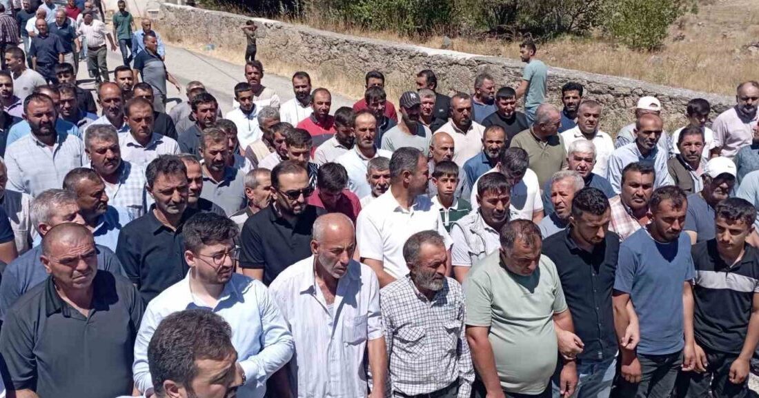 Tokat'ın Yeşilyurt ilçesinde gerçekleşen kazada hayatını kaybeden Selami Südüpak, cenaze