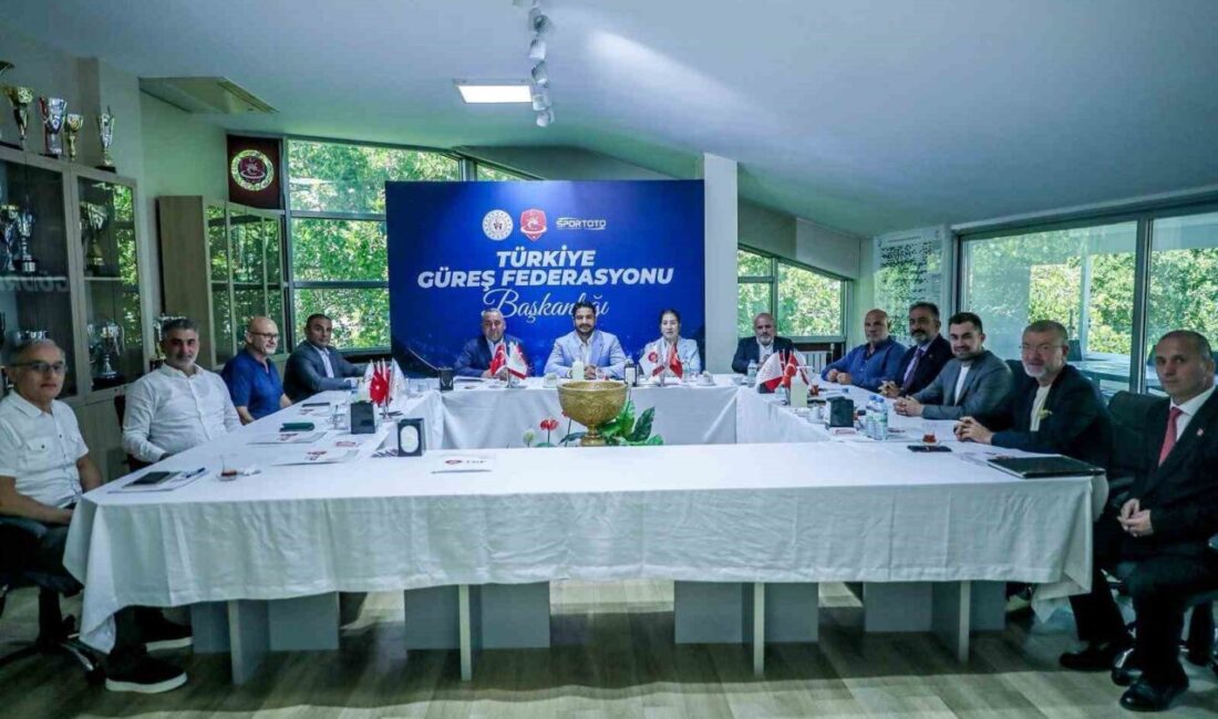 Türkiye Güreş Federasyonu, Taha Akgül başkanlığında yönetim kurulu üyeleriyle toplantı