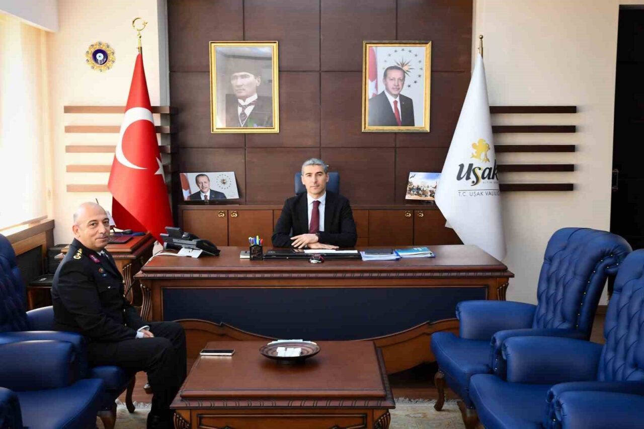 Uşak İl Jandarma Komutanlığına atanan Jandarma Kıdemli Albay Özgür Kılıç,