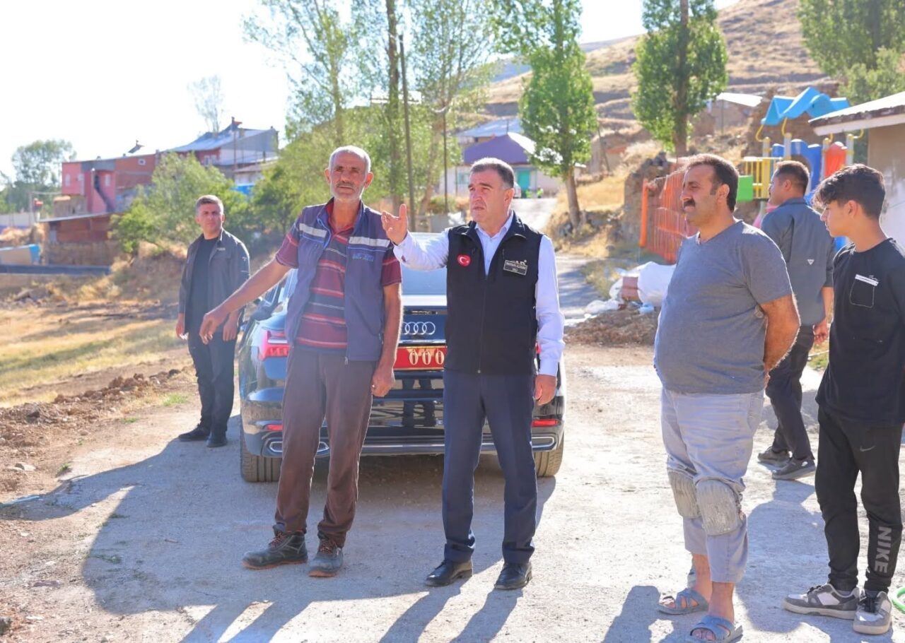 Bayburt Valisi Mustafa Eldivan, Gökçeli ve Konursu köylerini ziyaret ederek