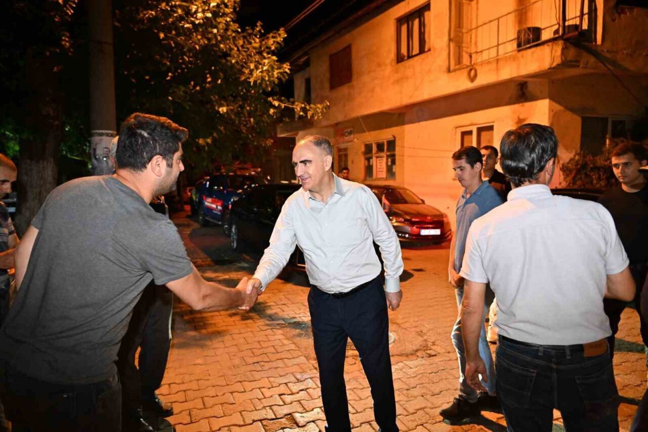 Manisa Valisi Vahdettin Özkan, Balıkesir'in Sındırgı ilçesindeki 6.1 büyüklüğündeki depremin