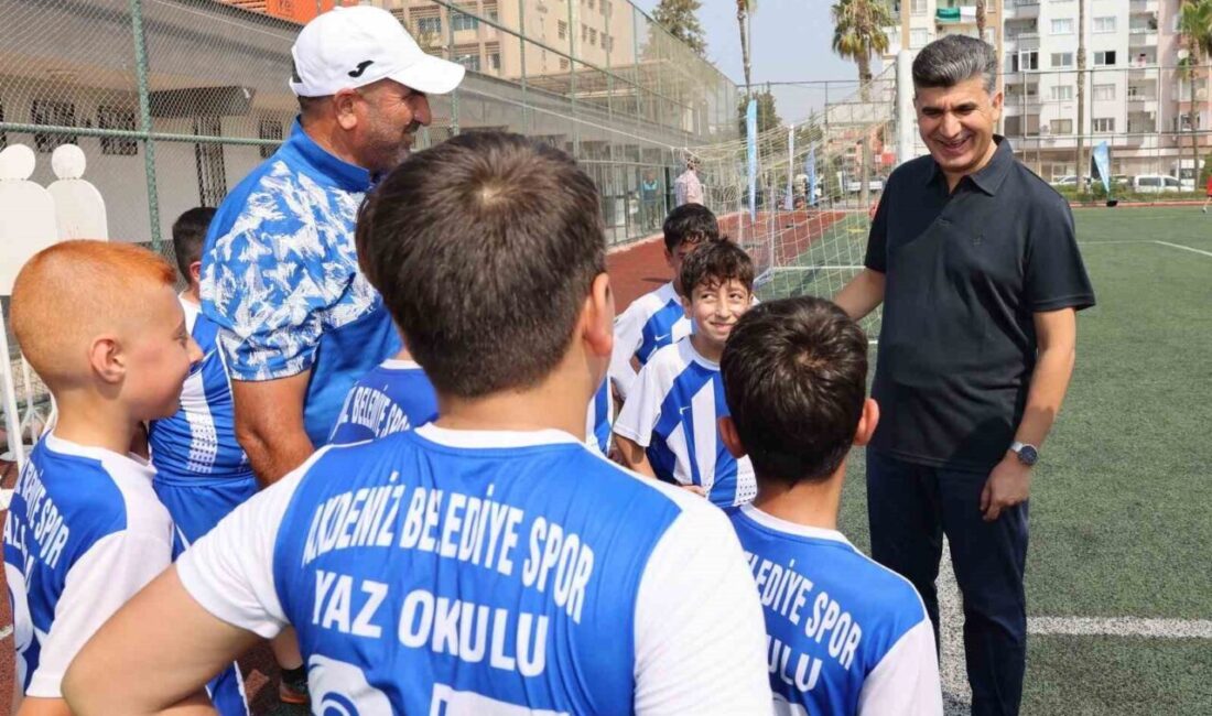 Mersin Akdeniz Belediyesi, yaz spor kurslarıyla 7-12 yaş aralığındaki 600