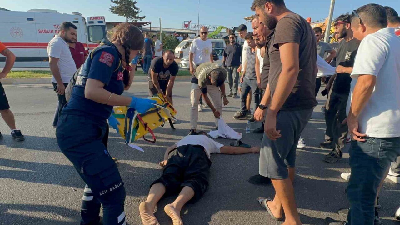 Antalya'da Şehmus Y. yönetimindeki otomobil, şerit ihlali yapan bir motosiklet