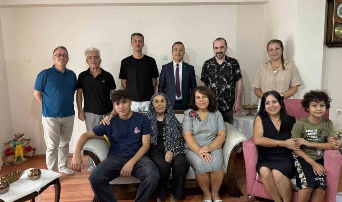 Aydın Lisesi, 2025'in 'Aile Yılı' kapsamında "Dört Kuşak Bir Arada"