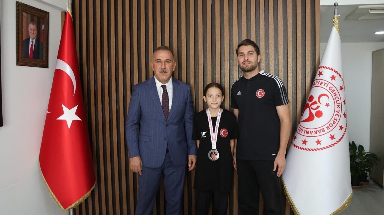 Aydınlı taekwondo sporcusu Nejla İnceoğlu, 5 bin 500 katılımcının yer