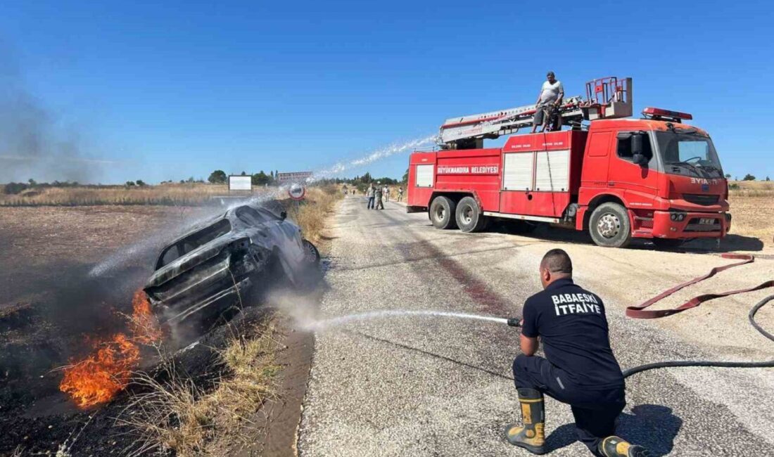 Kırklareli’nin Babaeski ilçesinde seyir halindeki bir otomobilde meydana gelen yangın,