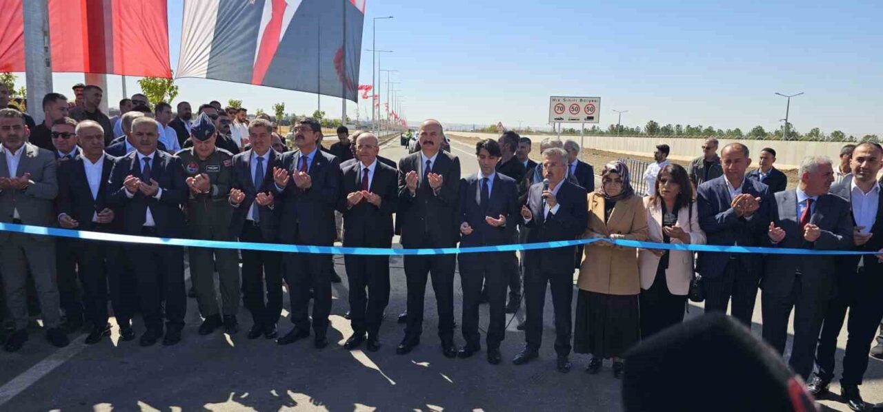Hazine ve Maliye Bakanı Mehmet Şimşek, Batman'da Kuzeybatı Çevre Yolu
