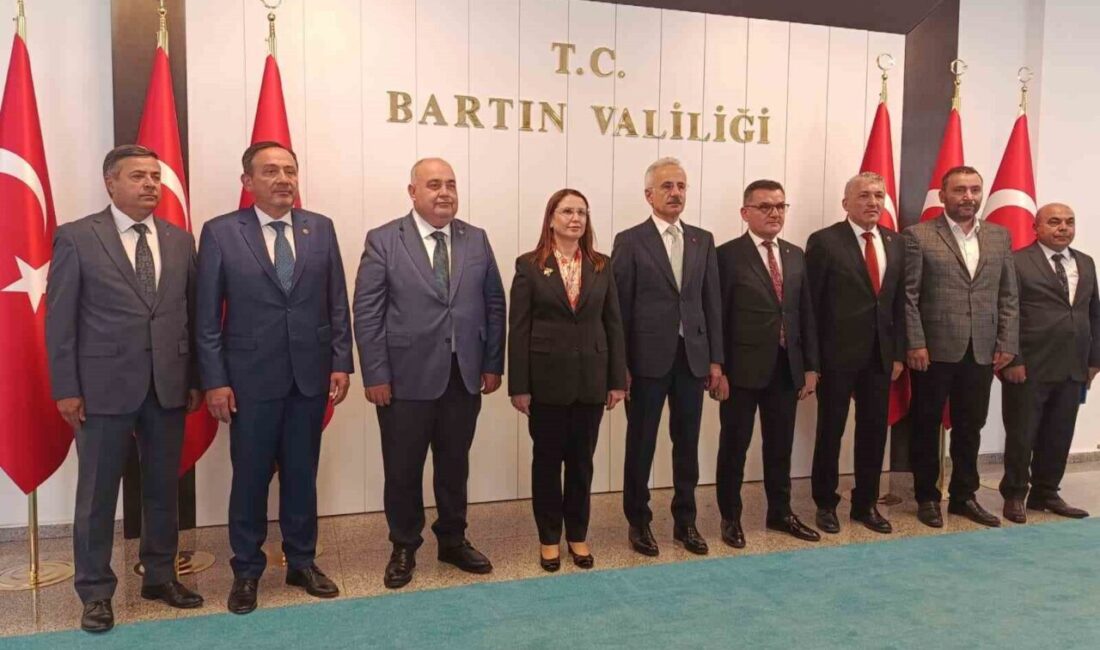 Ulaştırma ve Altyapı Bakanı Abdulkadir Uraloğlu, Bartın ziyaretinde milli yatırımlara