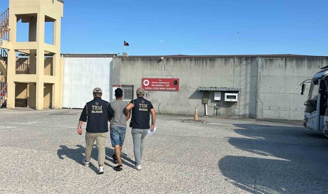 Balıkesir'de DEAŞ'ın faaliyetlerine yönelik yapılan bir operasyonda, örgütle bağlantılı olduğu