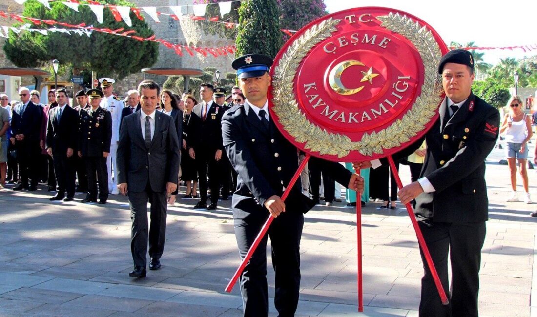 Çeşme ilçesinde Gaziler Günü törenle kutlandı. Kaymakam Mehmet Maraşlı, gazilere
