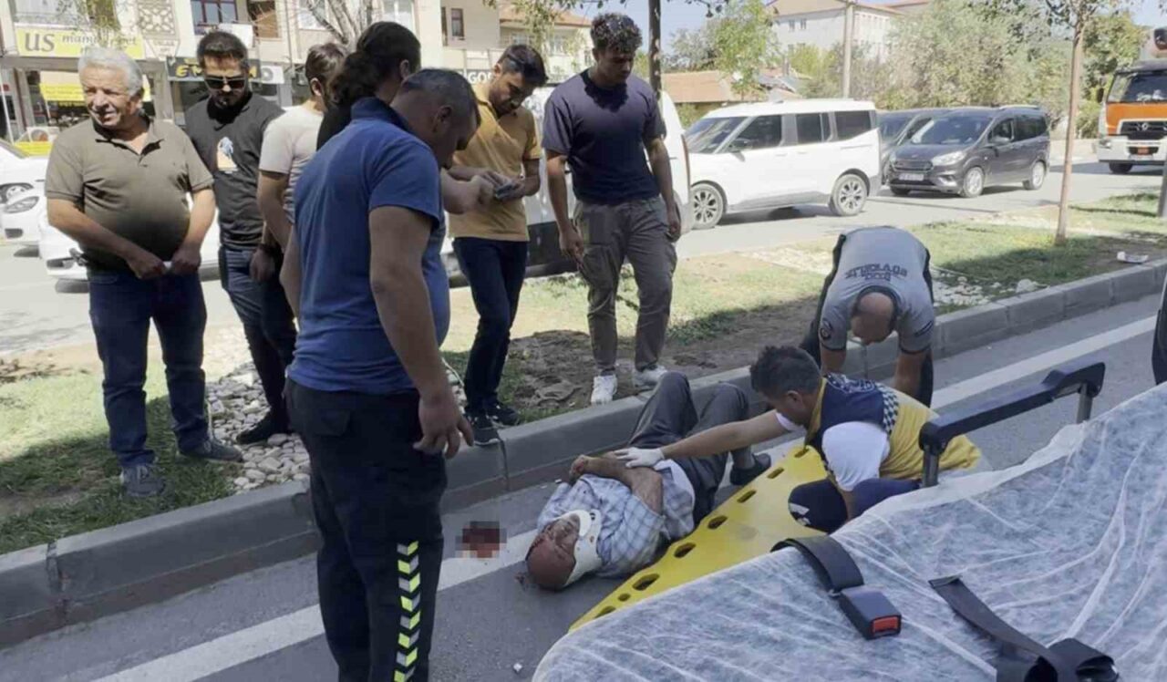 Aksaray'da emekli maaşını çektikten sonra yolun karşısına geçmek isteyen 60